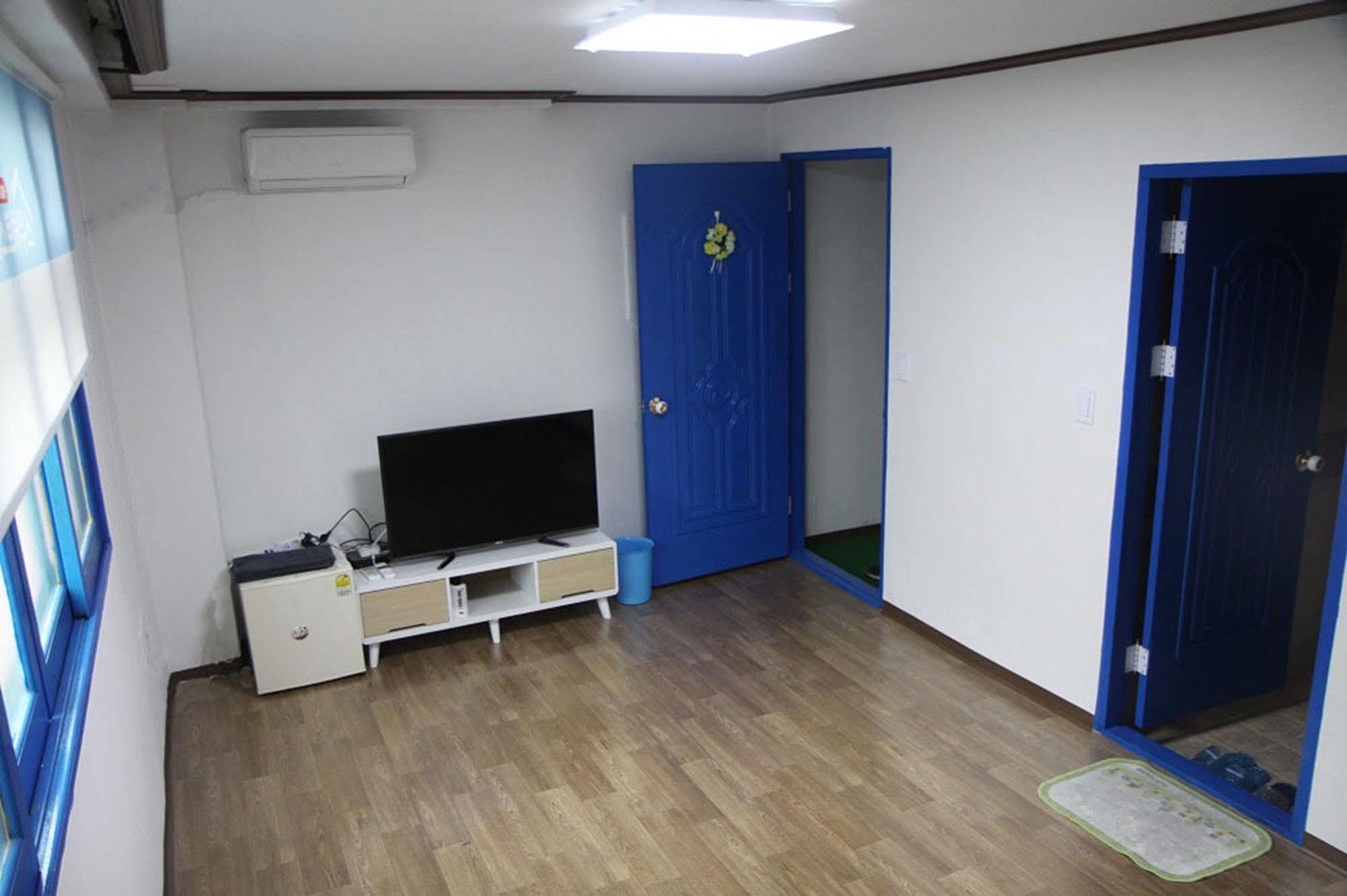 Chunja Guesthouse Gangneung Exteriör bild